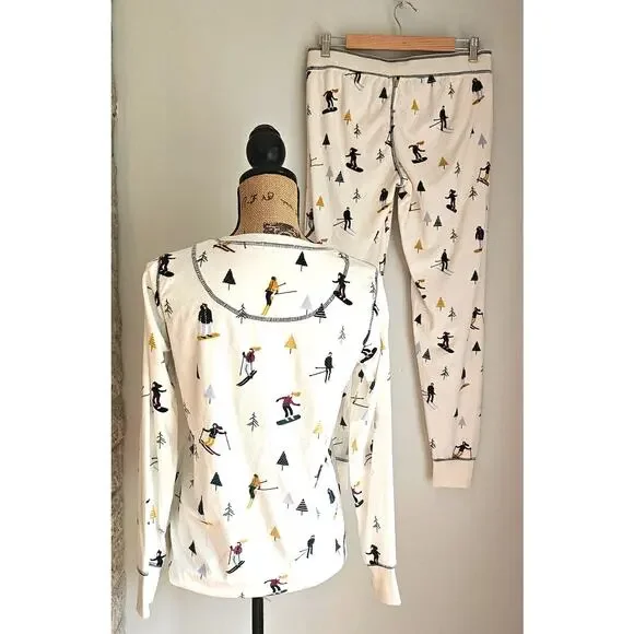 PJ Salvage Aprés Ski Print Pajama Set Long Sleeve Top & Bottoms Womens Sz S - Picture 3 of 10